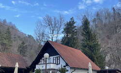 Poslovni prostor / Lokal, Ljubljana, oddaja, 1m2, 700EUR, id1552