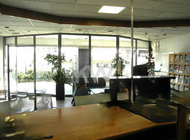 Poslovni prostor / Lokal, Kranj, izdavanje, 94m2, 1128e, id156