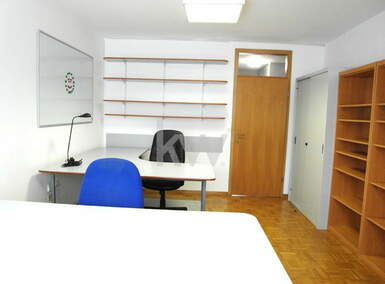 Poslovni prostor / Lokal, Kranj, izdavanje, 39m2, 580e, id173