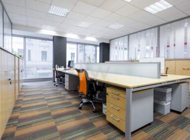 Poslovni prostor / Lokal, Maribor, izdavanje, 77m2, 693e, id186
