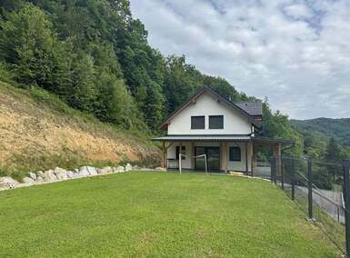 Hiša, Litija, prodaja, 241m2, 545000EUR, id2125