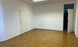 Poslovni prostor / Lokal, Lenart, izdavanje, 29m2, 208e, id212