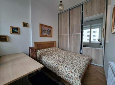 Stanovanje, Ljubljana, oddaja, 39m2, 900EUR, id2469