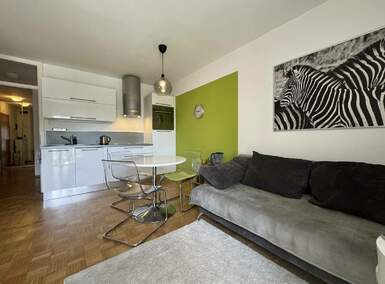 Stanovanje, Ljubljana, oddaja, 43m2, 900EUR, id2475