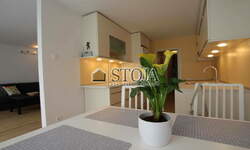 Stanovanje, Ljubljana, oddaja, 64m2, 950EUR, id2526