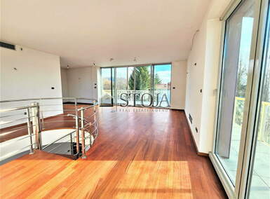 Stanovanje, Ljubljana, oddaja, 286m2, 5900EUR, id2564