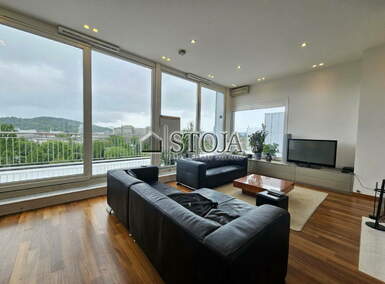 Stanovanje, Ljubljana, oddaja, 336m2, 4000EUR, id2579