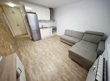 Stanovanje, Ljubljana, oddaja, 40m2, 820EUR, id2590