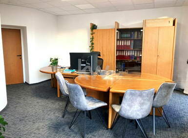 Poslovni prostor / Lokal, Kranj, oddaja, 40m2, 614EUR, id3014