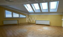 Poslovni prostor / Lokal, Lenart, izdavanje, 107m2, 750e, id293