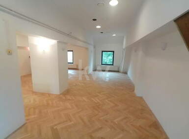 Poslovni prostor / Lokal, Maribor, izdavanje, 200m2, 1200e, id326
