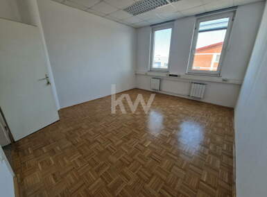 Poslovni prostor / Lokal, Lenart, oddaja, 17m2, 122EUR, id3135