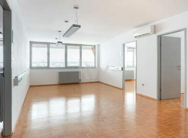 Poslovni prostor / Lokal, Maribor, prodaja, 79m2, 135000EUR, id3138