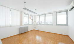 Poslovni prostor / Lokal, Maribor, prodaja, 79m2, 135000EUR, id3178