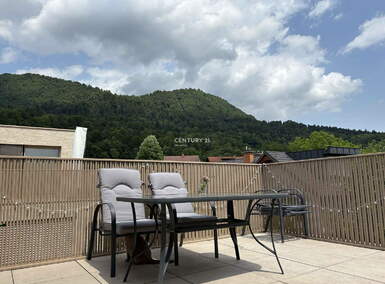 4-sobno stanovanje, Ljubljana, oddaja, 132m2, 2500EUR, id570