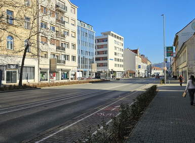 Poslovni prostor / Lokal, Maribor, oddaja, 250m2, 2700EUR, id578