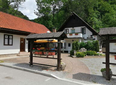 Poslovni prostor / Lokal, Ljubljana, oddaja, 286m2, 700EUR, id808