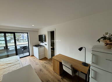Hiša, Ljubljana, oddaja, 34m2, 670EUR, id848