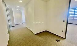 Poslovni prostor / Lokal, Ljubljana, oddaja, 178m2, 17EUR, id881