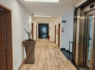 Poslovni prostor / Lokal, Maribor, oddaja, 523m2, 11EUR, id1048